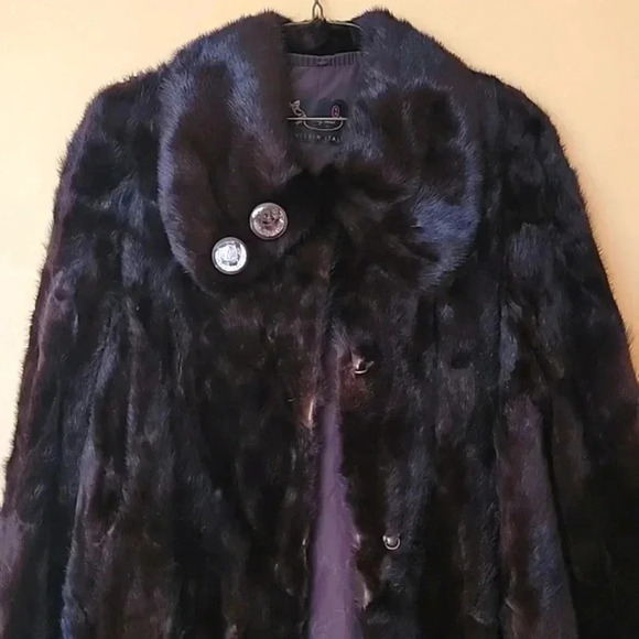 SAFURON MINK OVERCOAT - Picture 8 of 15